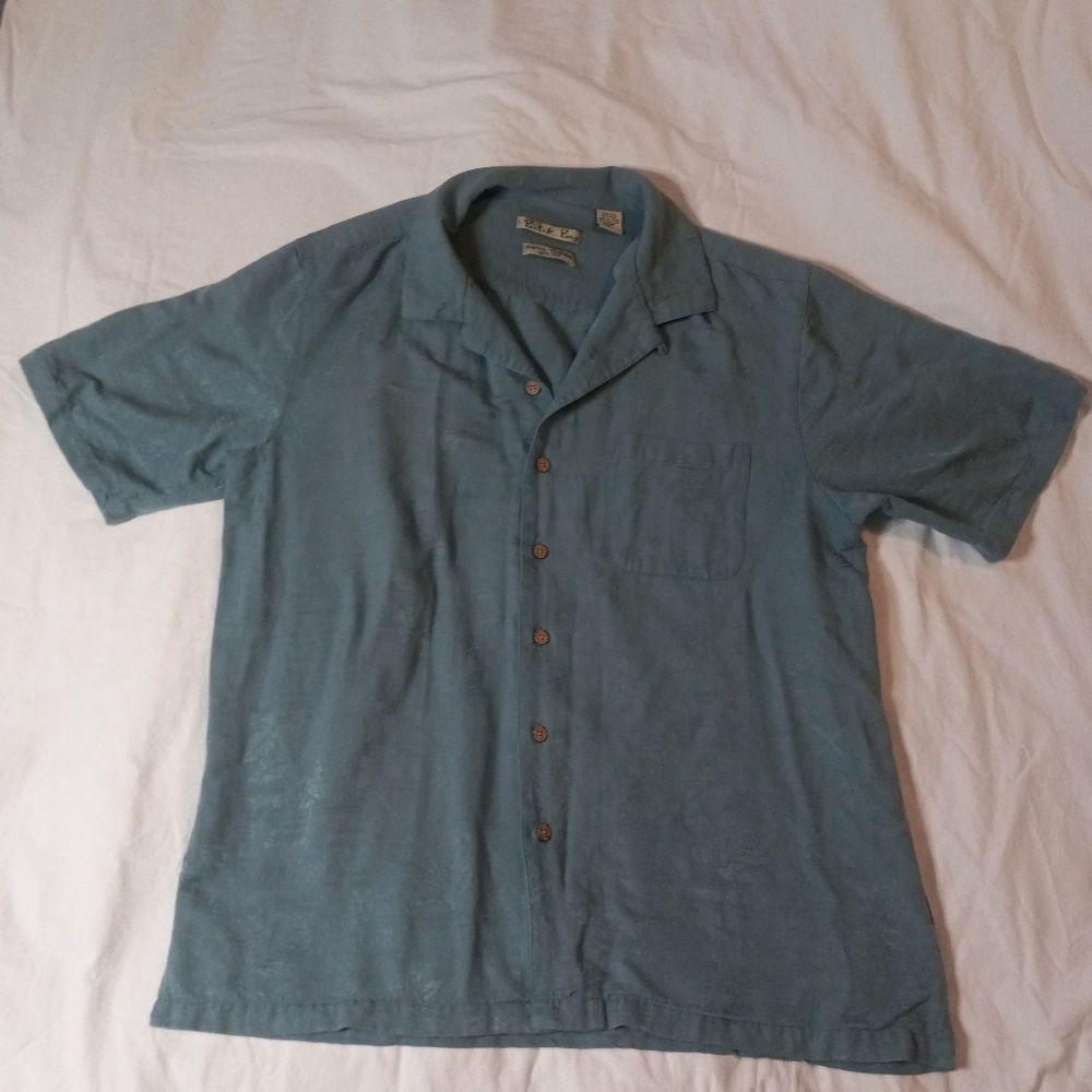 Batik Bay 100% Washable Silk. Men's Blue Short Sleeve Shirt